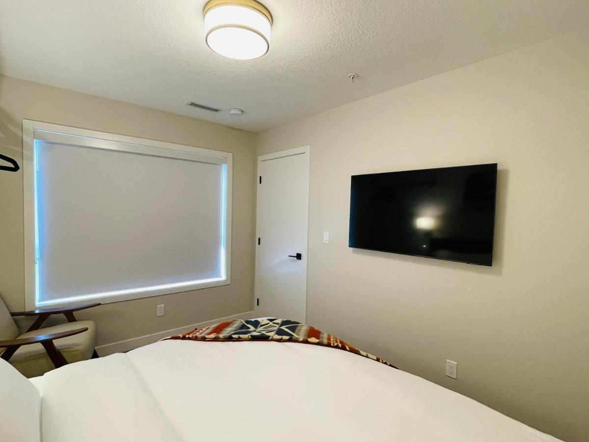 Joe'S Contemporary 2 King Bedrooms Vacation Home In Canmore Eksteriør bilde